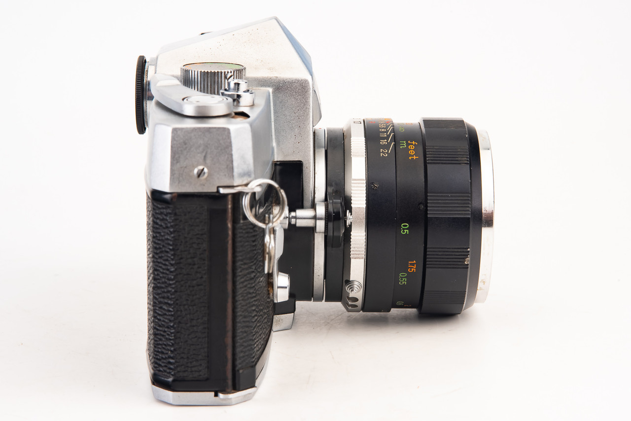 MAMIYA SEKOR F.C. 1.7/58 Prismat NP用 Mamiya Prismat NP 35mm SLR Film Camera with F.C. 58mm f/1.7