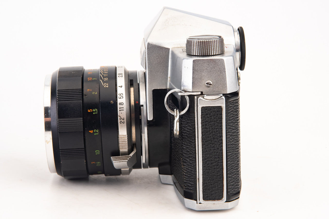 Mamiya Prismat NP 35mm SLR Film Camera with F.C. 58mm f/1.7