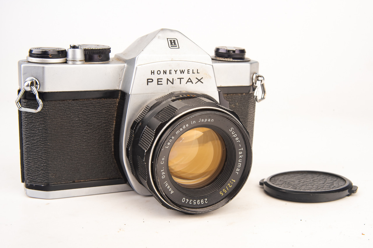 Pentax Spotmatic SP 1000 35mm SLR Film Camera w Super Takumar 55mm 