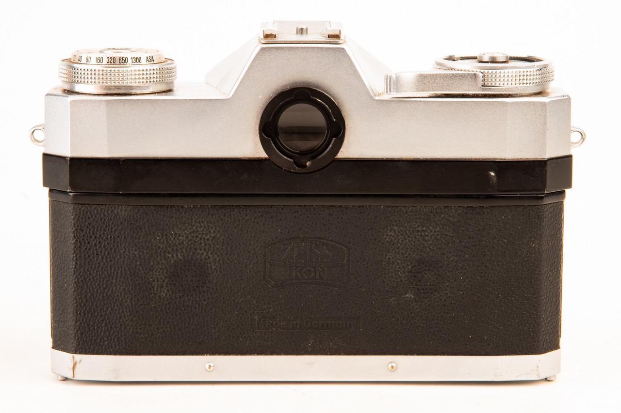 Zeiss Ikon Contaflex Rapid 35mm SLR Film Camera with Tessar