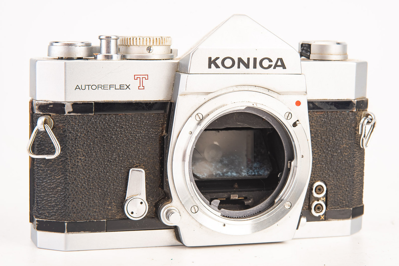 Konica Autoreflex T 35mm SLR Film Camera Body Vintage AS-IS for