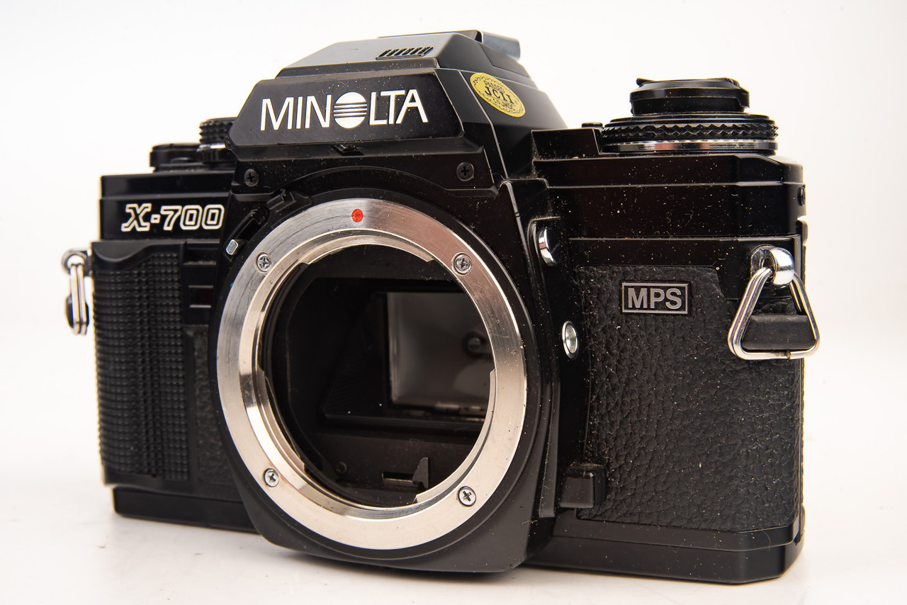 フィルムカメラ Minolta X-7/X-70 + MC50/1.4 + MD75-200mm Minolta X-7/
