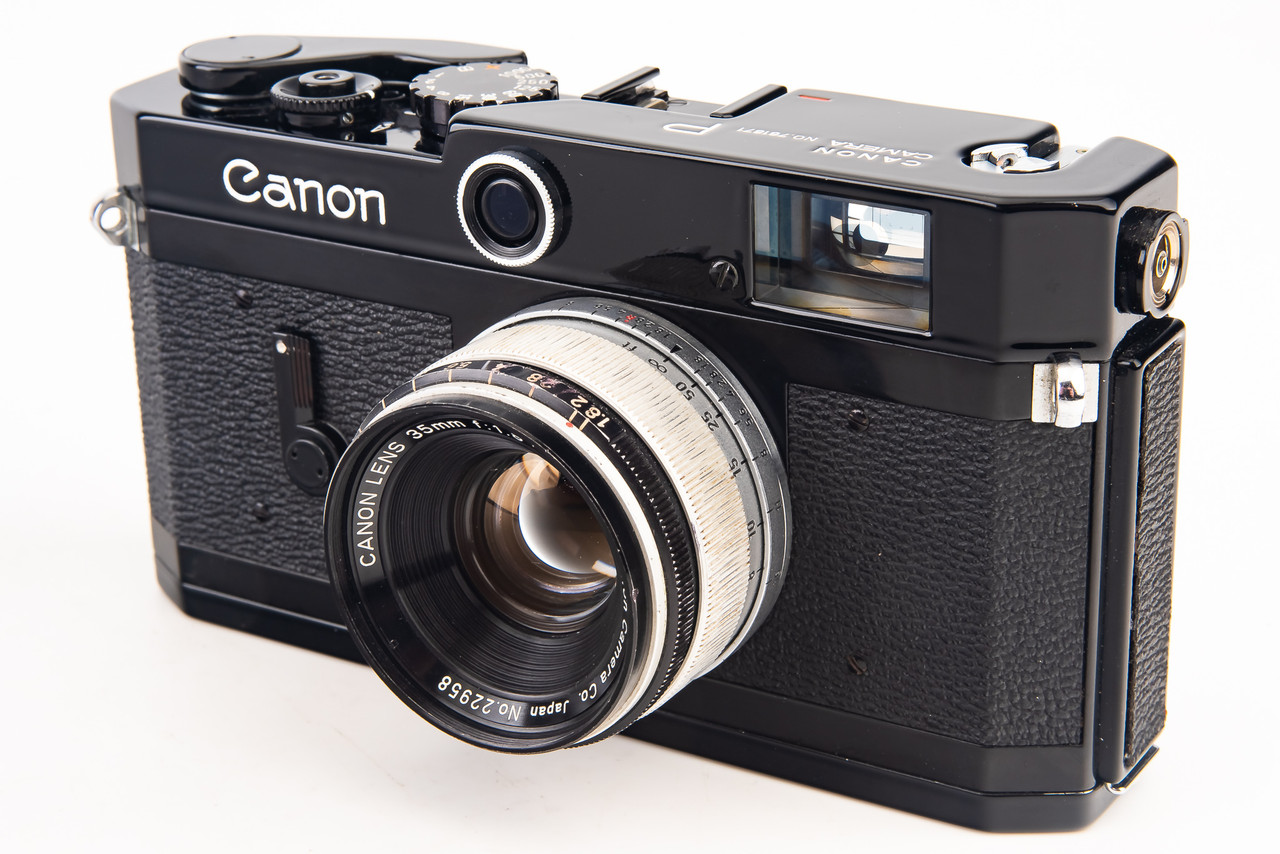 Canon Ｐ Mint Black Canon P Rangefinder Film Camera Kit with 35mm f