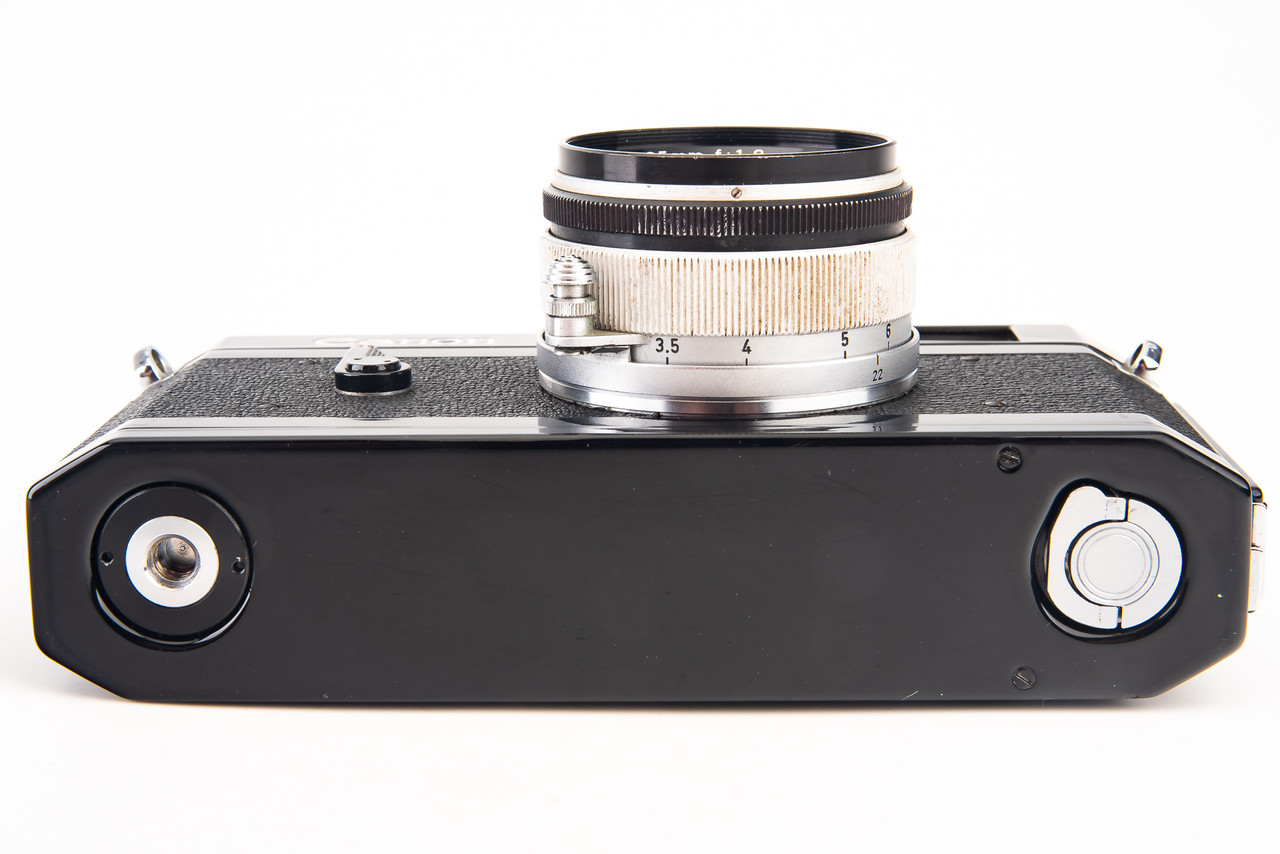 Mint Black Canon P Rangefinder Film Camera Kit with 35mm f/1.8