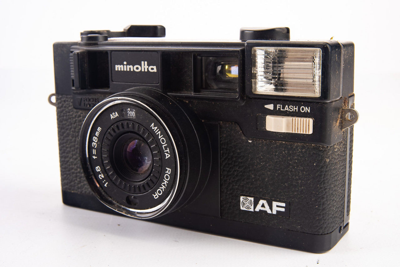 Minolta Hi-Matic AF 35mm Film Camera w Rokkor 38mm f/2.8 Lens
