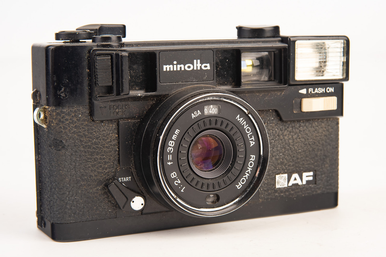 Minolta Hi-Matic AF 35mm Film Camera w Rokkor 38mm Lens AS-IS