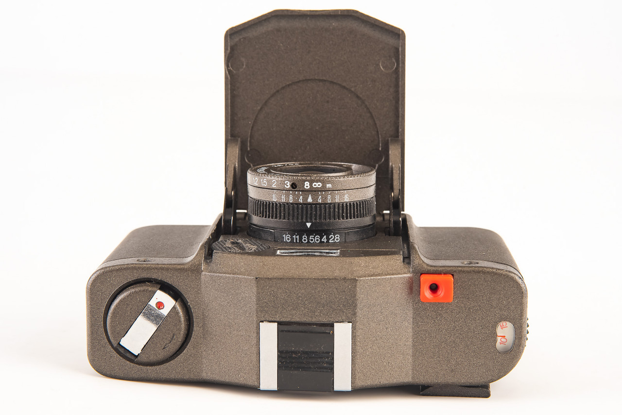 Kiev 35A 35mm Compact Film Camera w Korsar 35mm f/2.8 Lens AS-IS