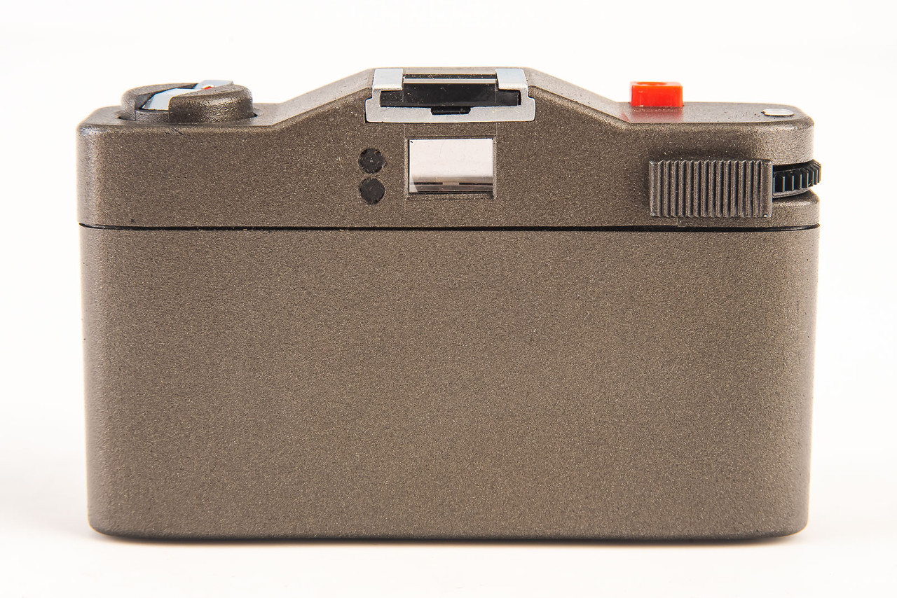 Kiev 35A 35mm Compact Film Camera w Korsar 35mm f/2.8 Lens AS-IS