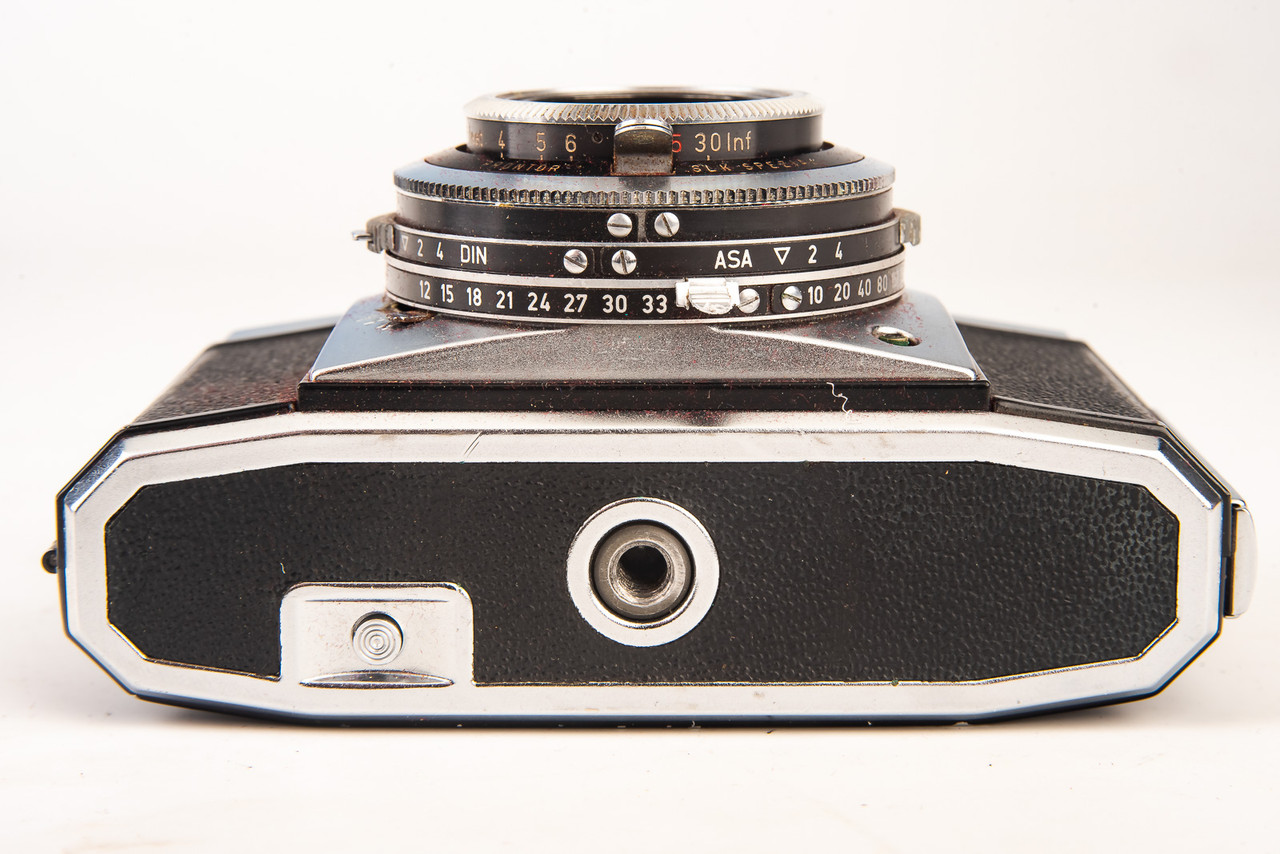 Zeiss Ikon Contina 35mm Viewfinder Camera with Pantar 45mm f/2.8