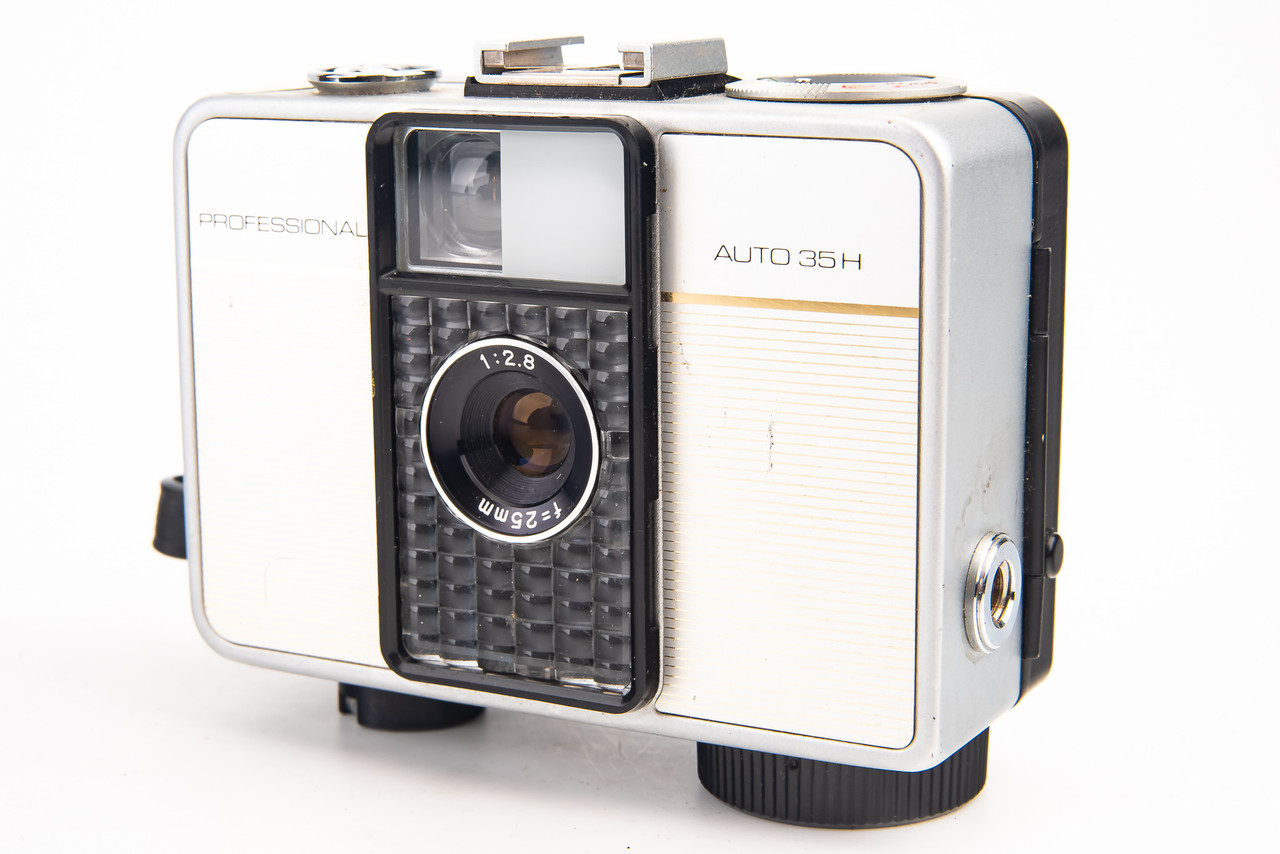 Ricoh Auto half S 　　Q591 Ricoh Auto Half - Camera-wiki.org - The free camera encyclopedia