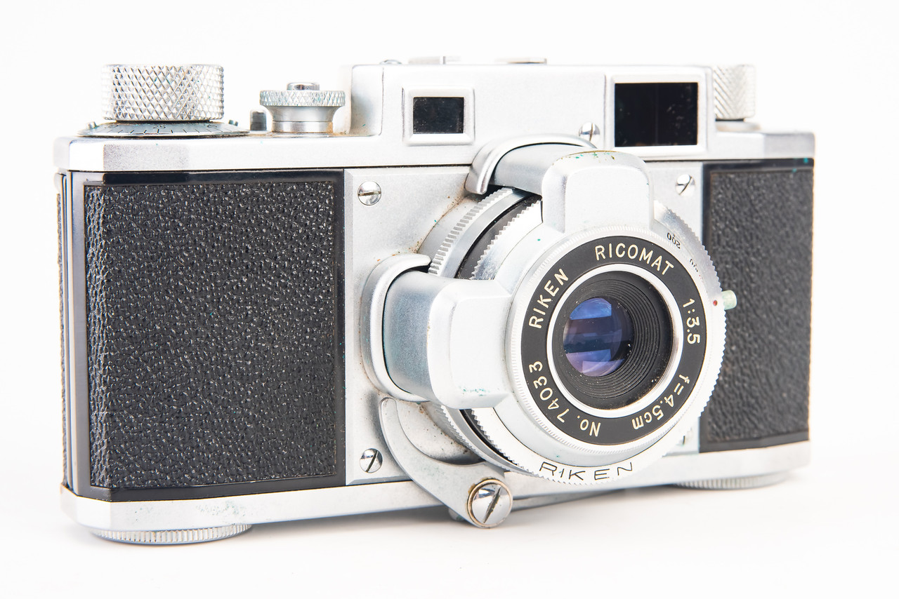 Ricoh 35 35mm Film Rangefinder Camera with Ricomat 4.5cm f/3.5