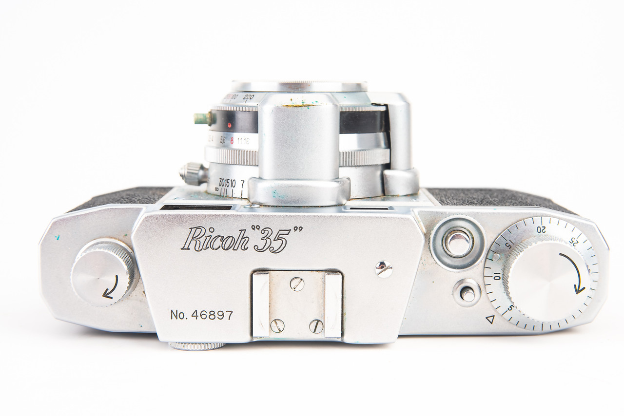 Ricoh 35 35mm Film Rangefinder Camera with Ricomat 4.5cm f/3.5