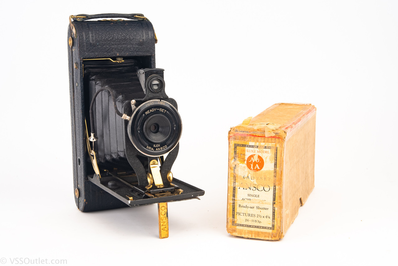 Ansco No 1A Readyset De Luxe Model 116 Film 2 1/2 x 4 1/2 Camera