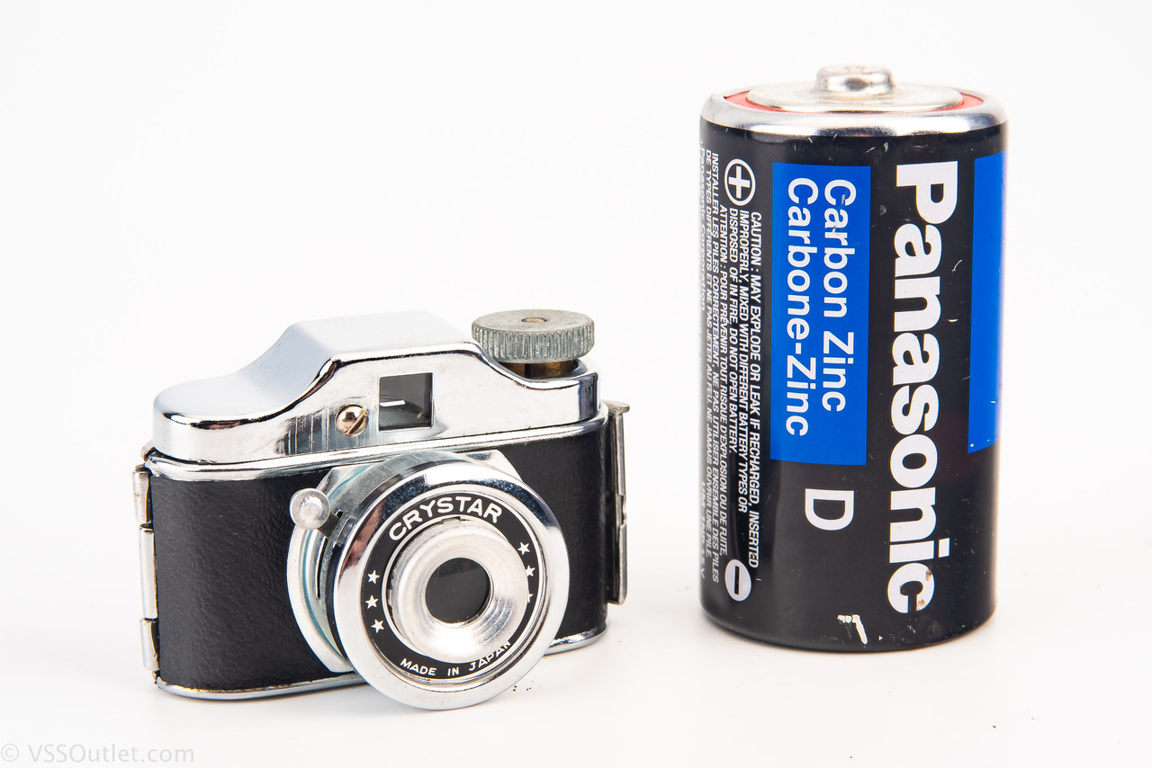 Crystar Hit Style Camera in Case 14×14mm Exposures 17.5mm