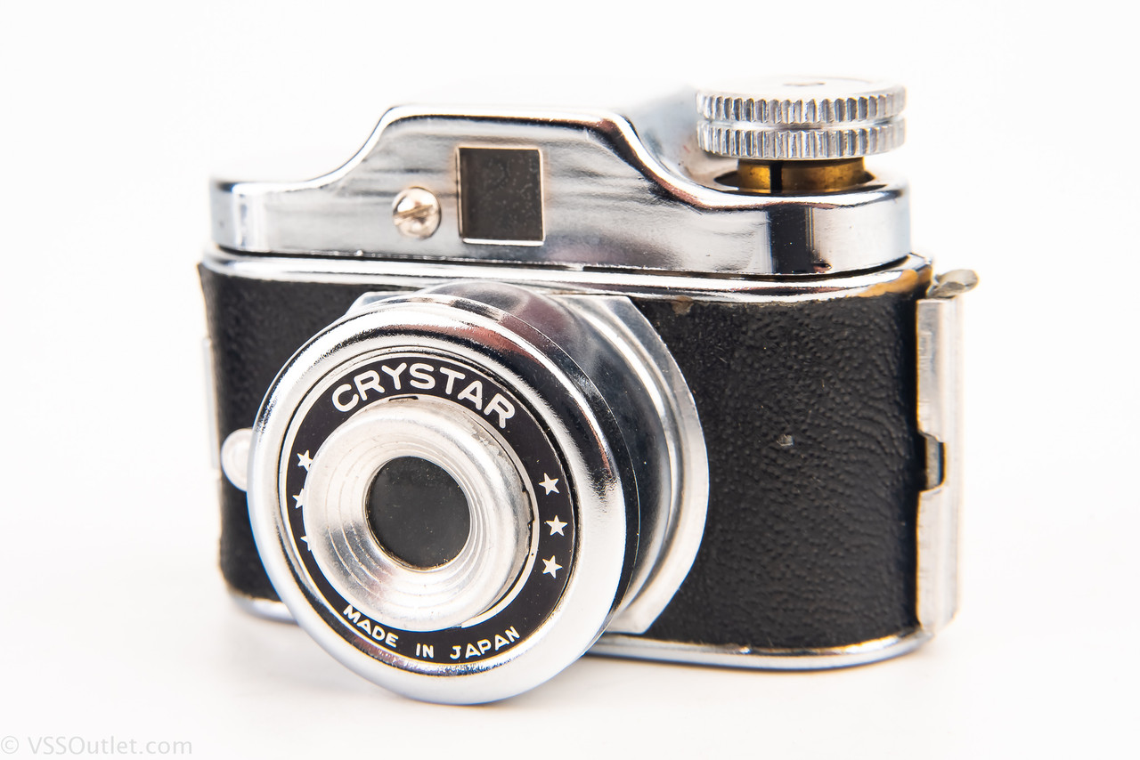 Crystar Hit Style Camera 14×14mm Exposures 17.5mm Film Vintage