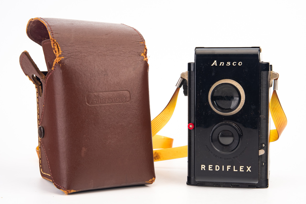 Ansco Rediflex 620 Roll Film 6x6cm TLR Bakelite Camera in Case