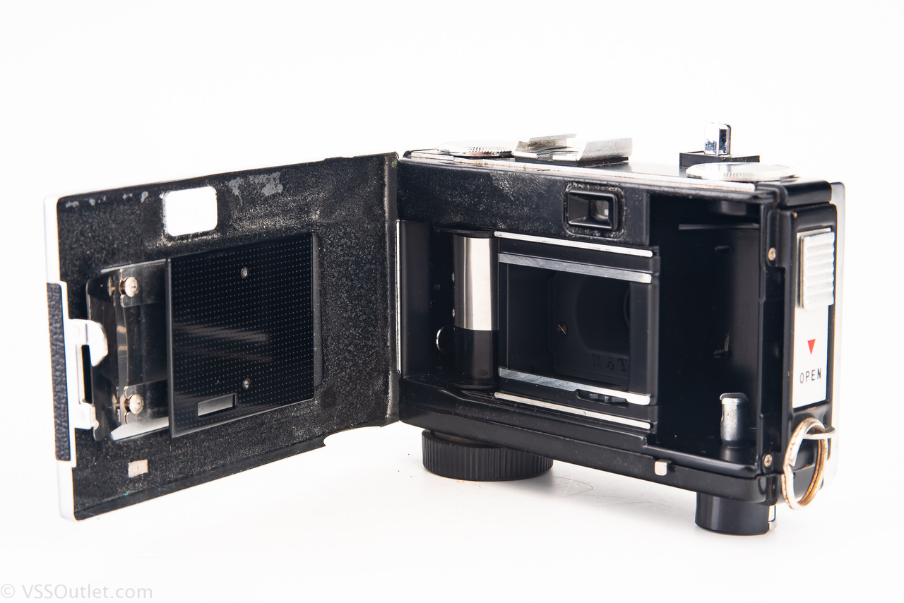Ricoh Hi-Color 35 35mm Film Camera with Waterproof Capsule in