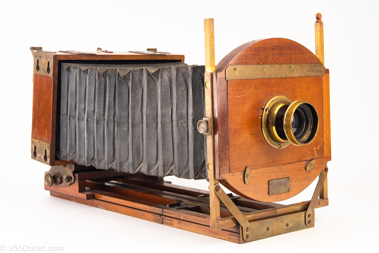 E & H.T. Anthony Novelette 5x8 Plate View Camera with Brass Lens