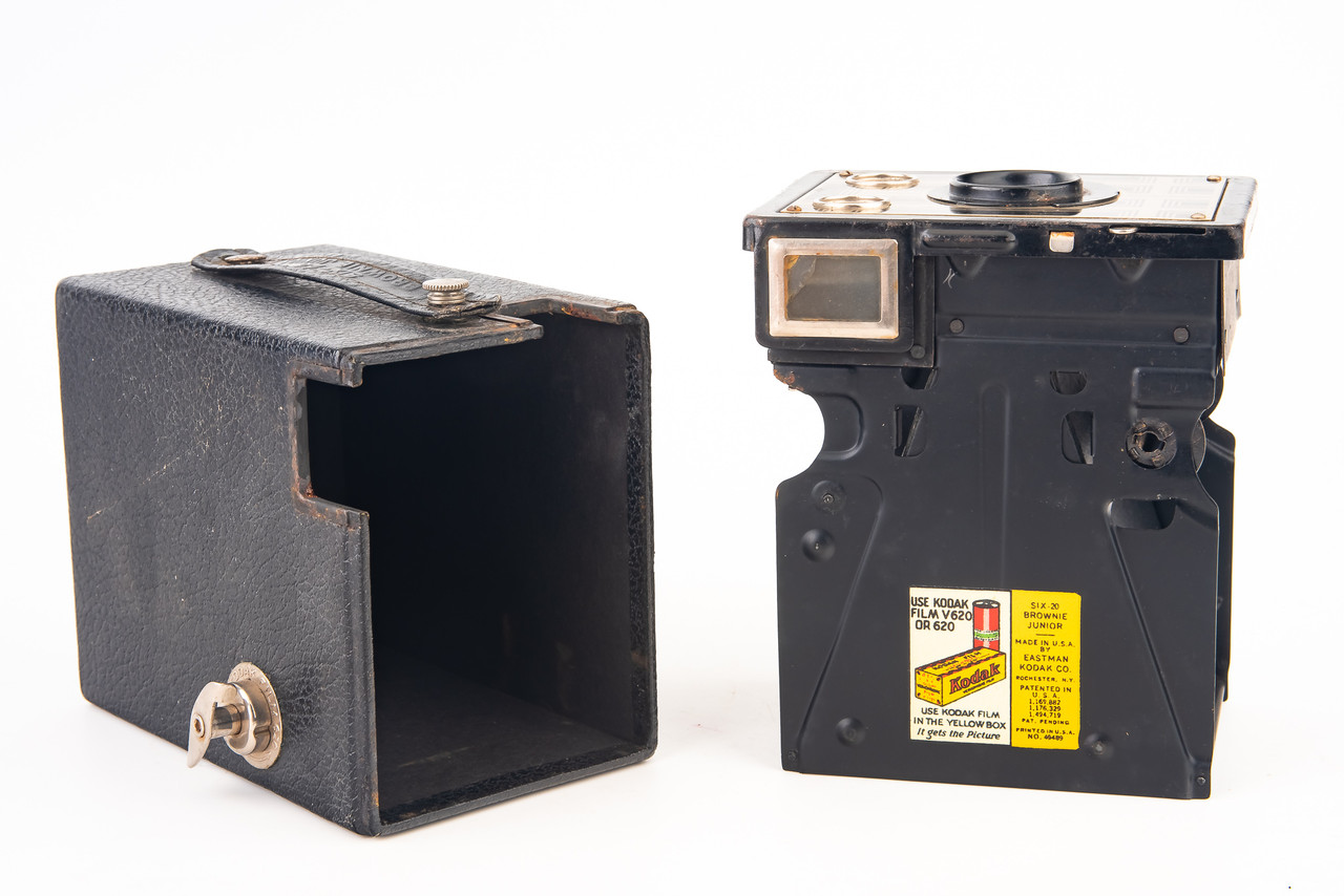 Kodak Brownie Junior Six-20 Art Deco 620 Roll Film Box Camera