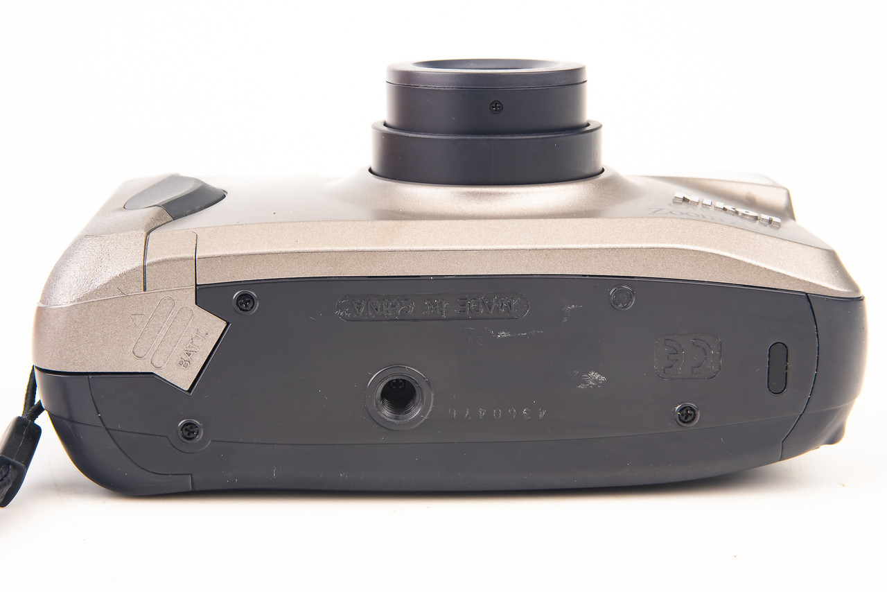 Nikon One Touch Zoom 70 AF Quartz Date 35mm Film Point & Shoot