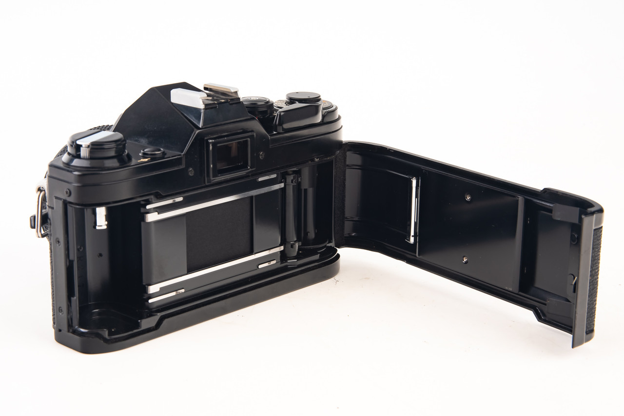 Canon AE-1 35mm SLR Film Camera with FD 50mm f/1.8 S.C. Lens