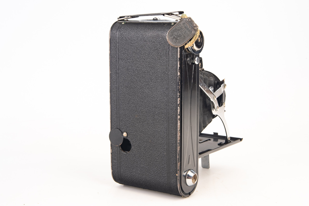 Tiranty Coronet Fixed Focus All Distance 120 Roll Film Folding 6x9