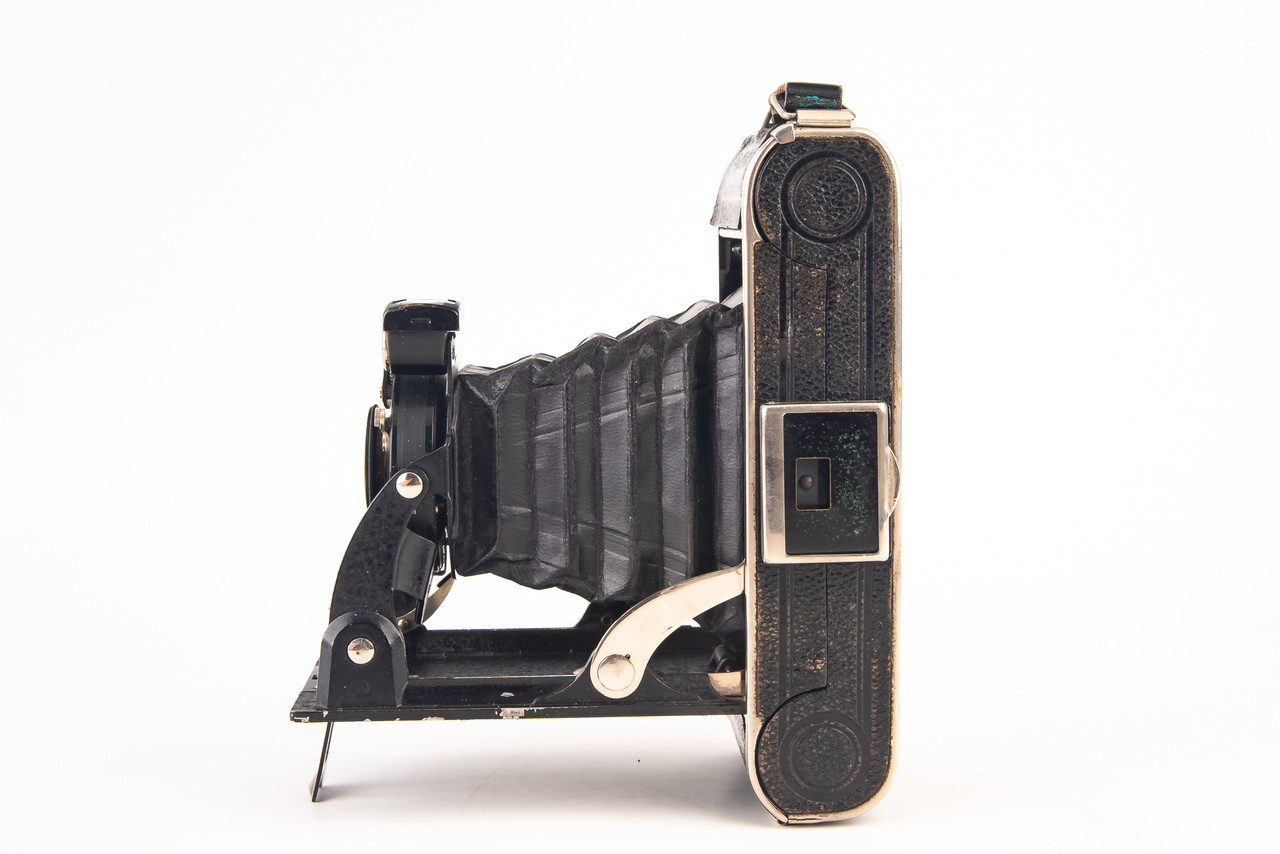 Voigtlander 1929 Bessa 6x9 Medium Format Roll Film Camera
