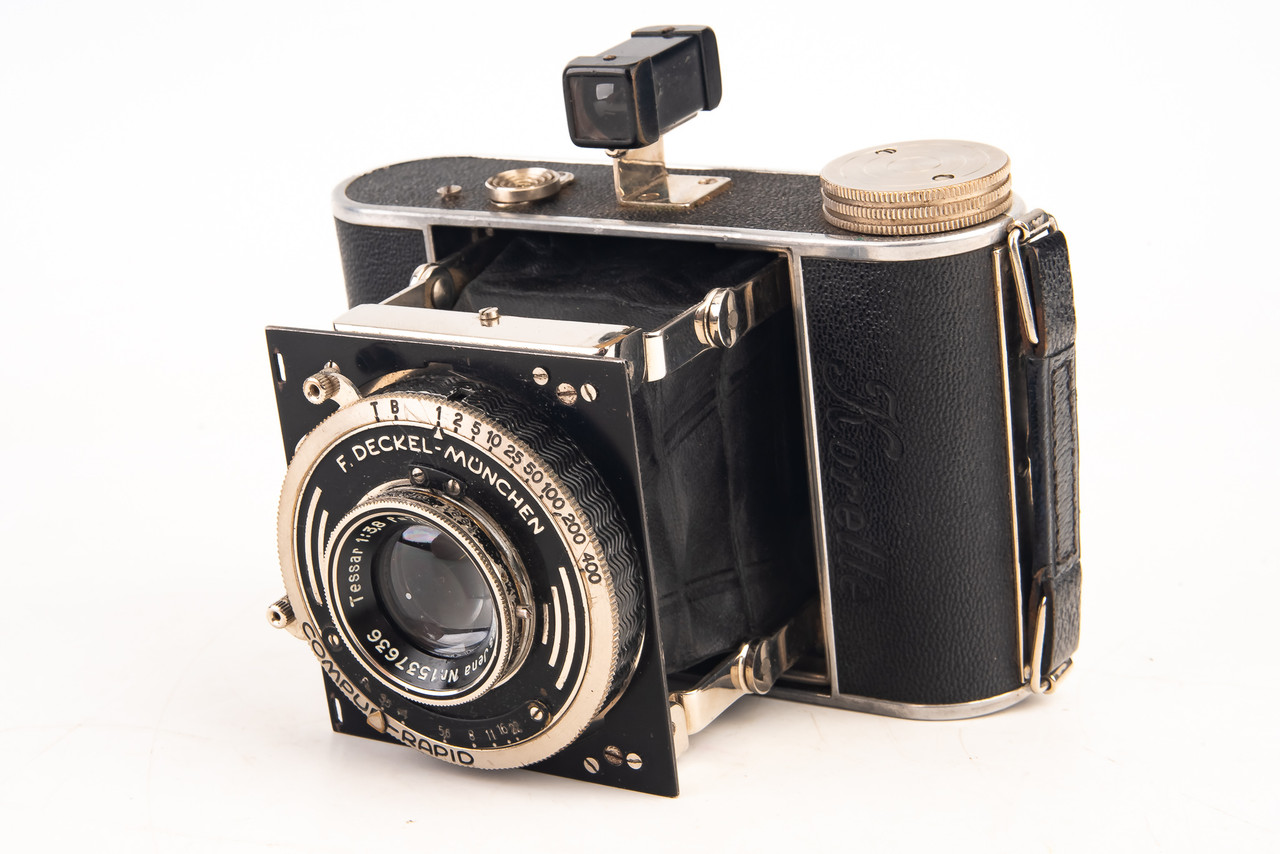 Kochmann Korelle 6x6 120 Roll Film Strut Camera with Tessar