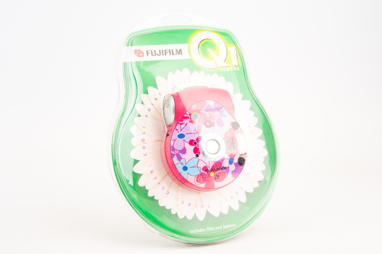 Fujifilm Q1 APS Nexia Film Point & Shoot Camera Pink Flowers