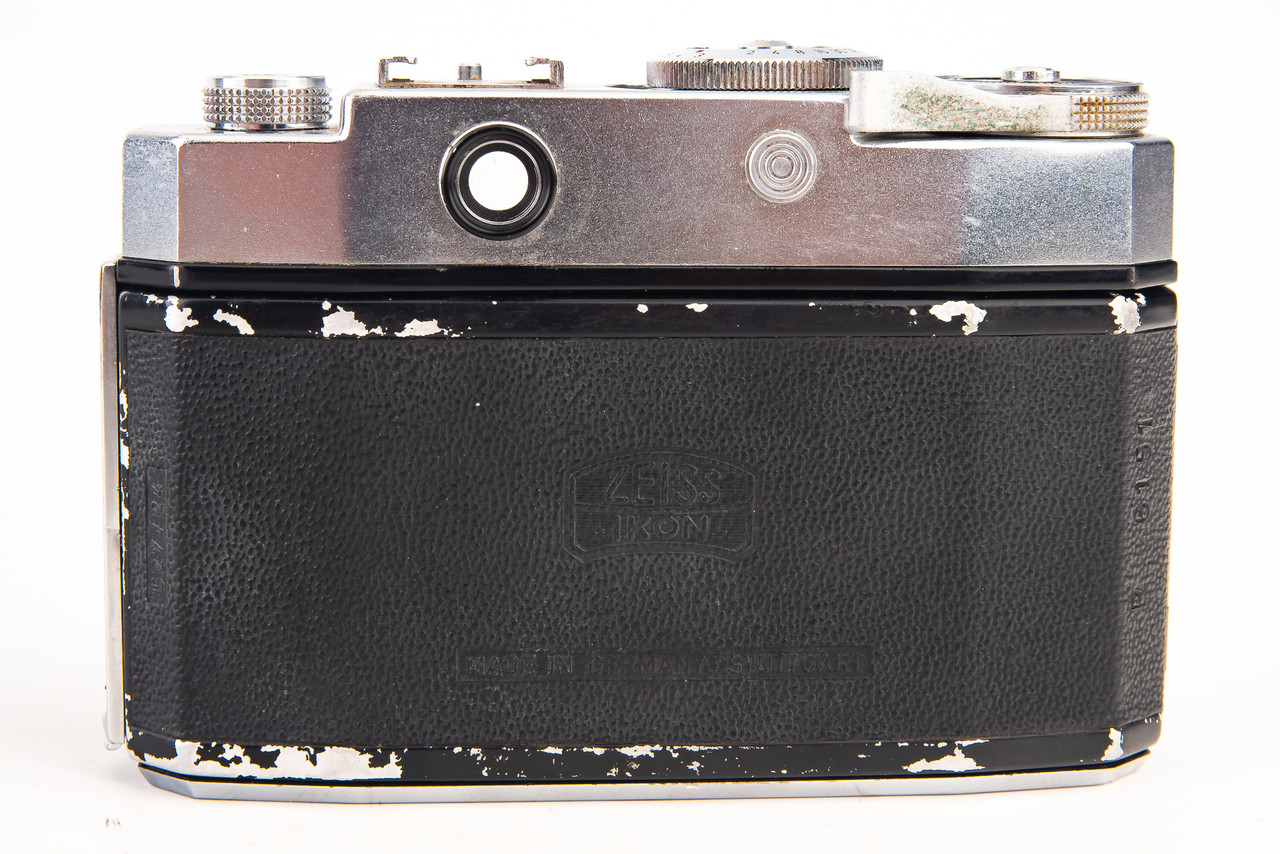 Zeiss Ikon Contina IIa 527/24 35mm Film Viewfinder Camera with