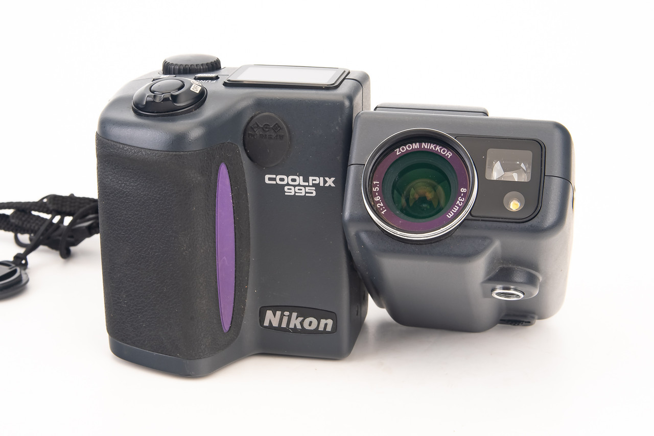 Nikon Coolpix 995 Black 1.8