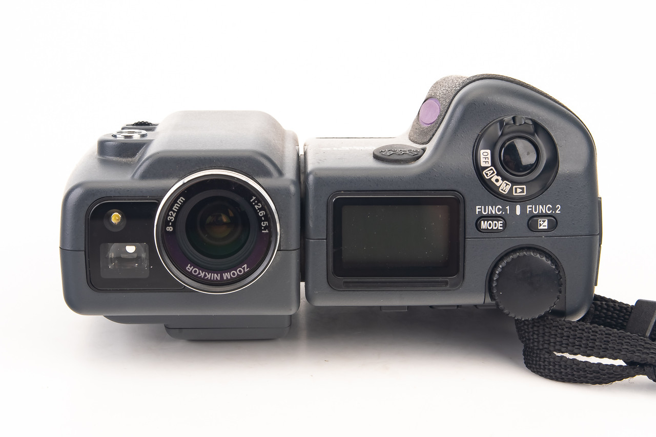 Nikon Coolpix 995 Black 1.8