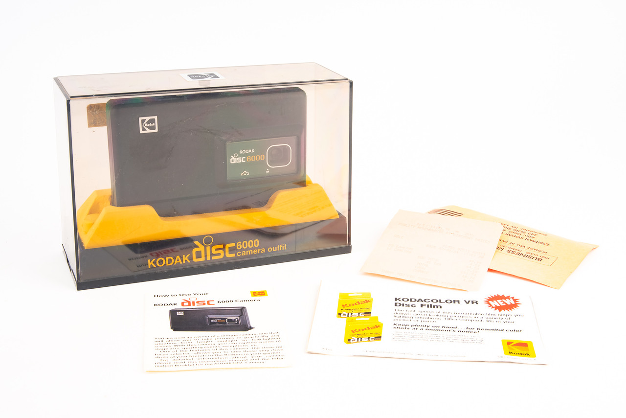 Kodak 6000 Disc Film Camera Outfit in Plastic Case with Paperwork