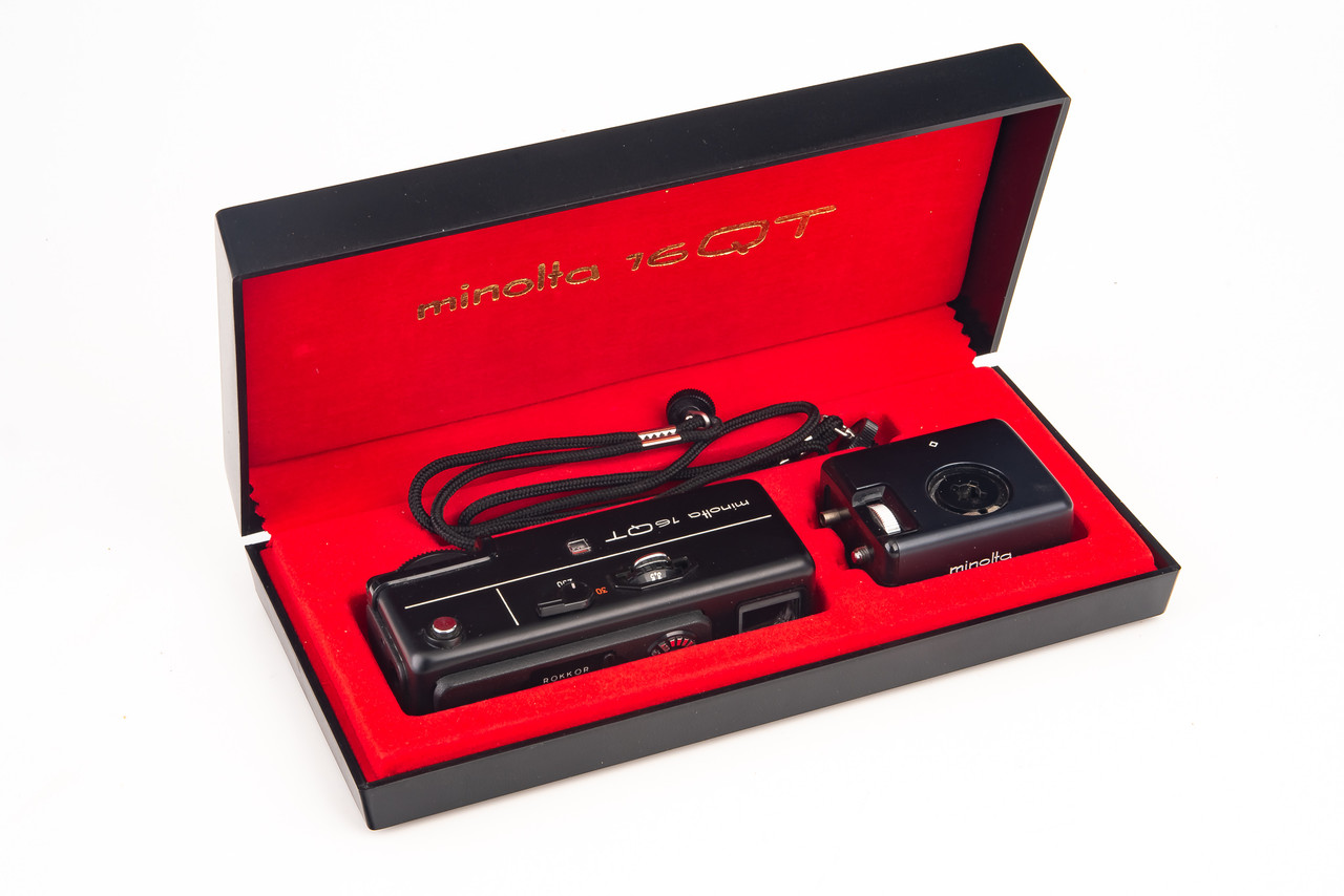 MINOLTA 16 QT FLASHGUN KIT フイルムカメラ MINOLTA 16 QT FLASHGUN KIT フイルムカメラ