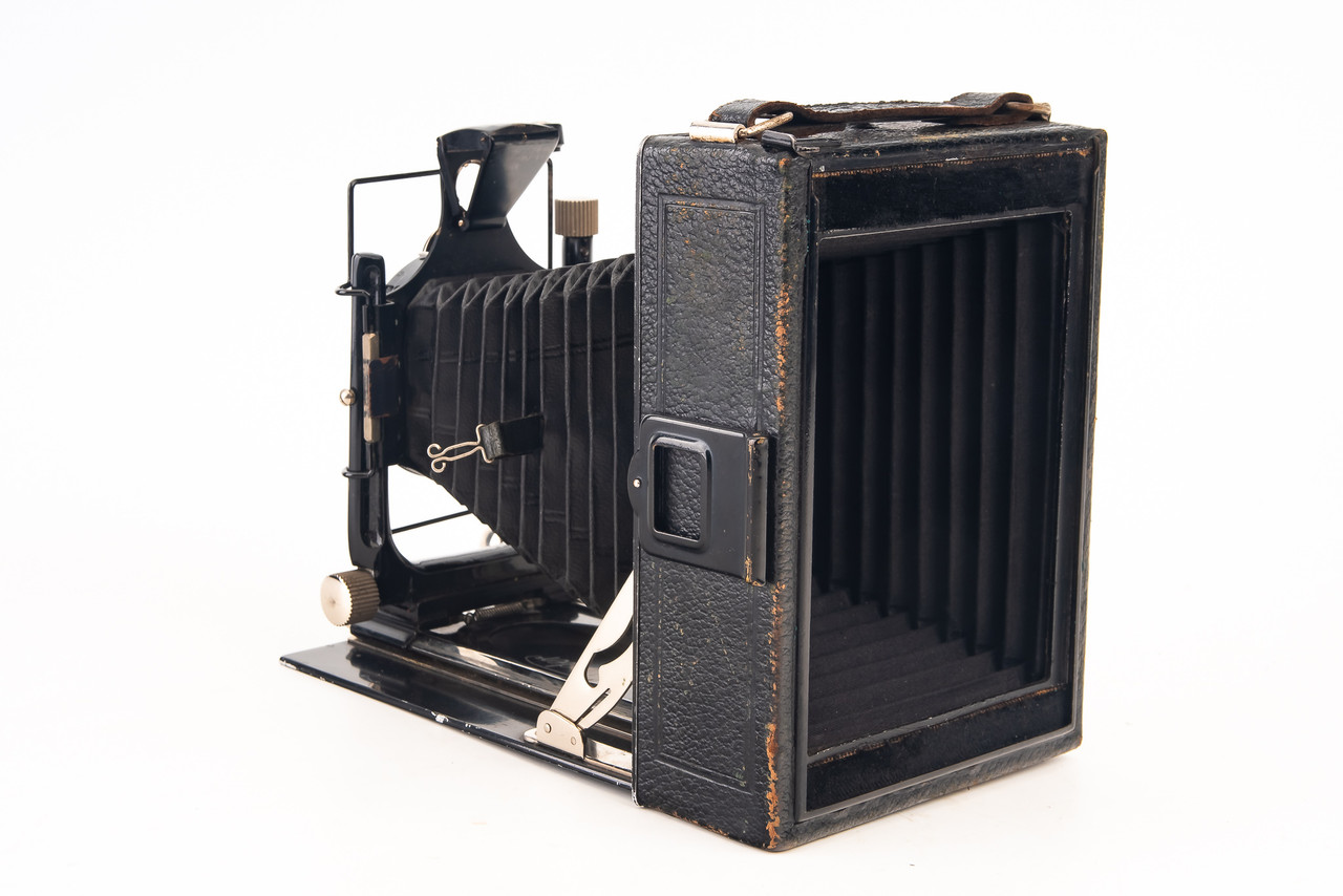Voigtländer Avus 9x12cm Plate Camera with Dominar 13.5cm f/4.5
