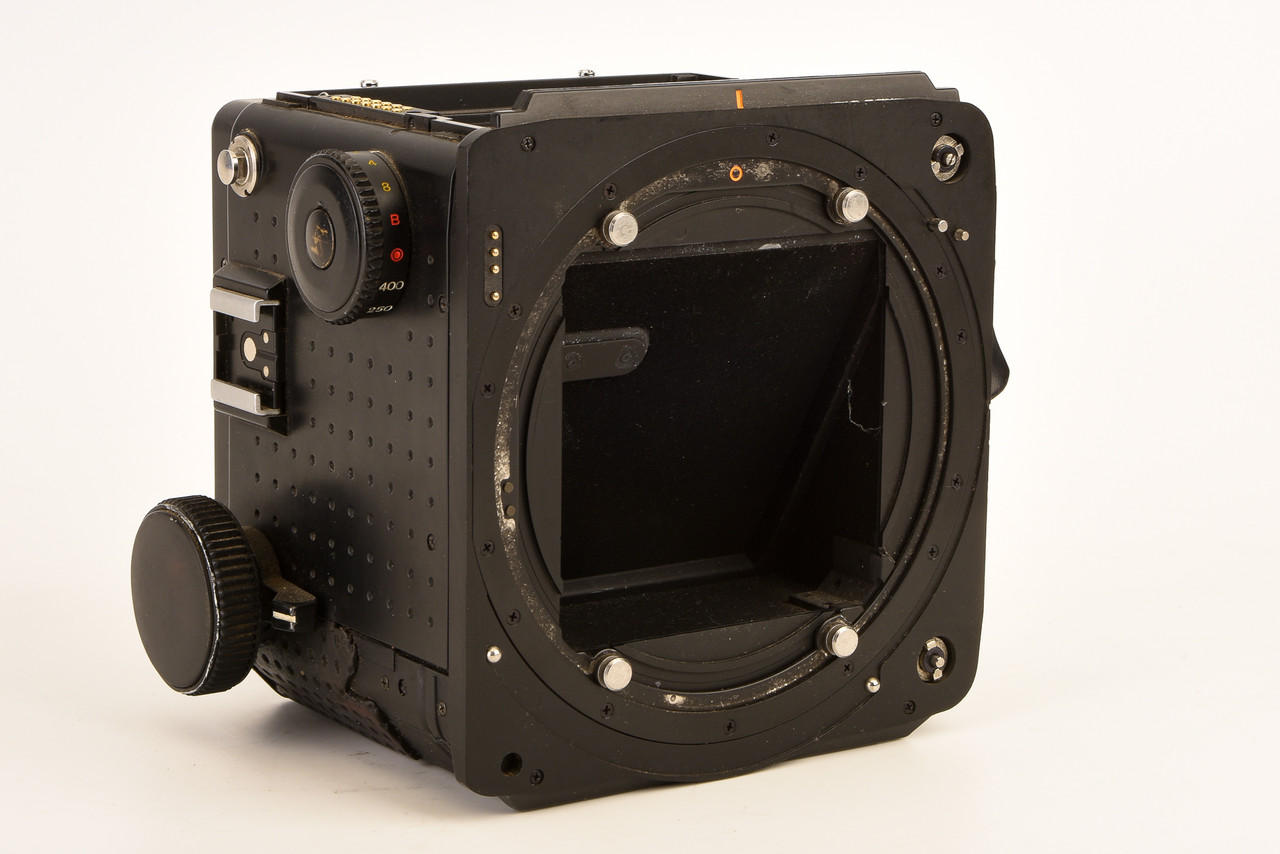 Mamiya RZ67 Professional 6x7 120 Roll Film Medium Format Camera