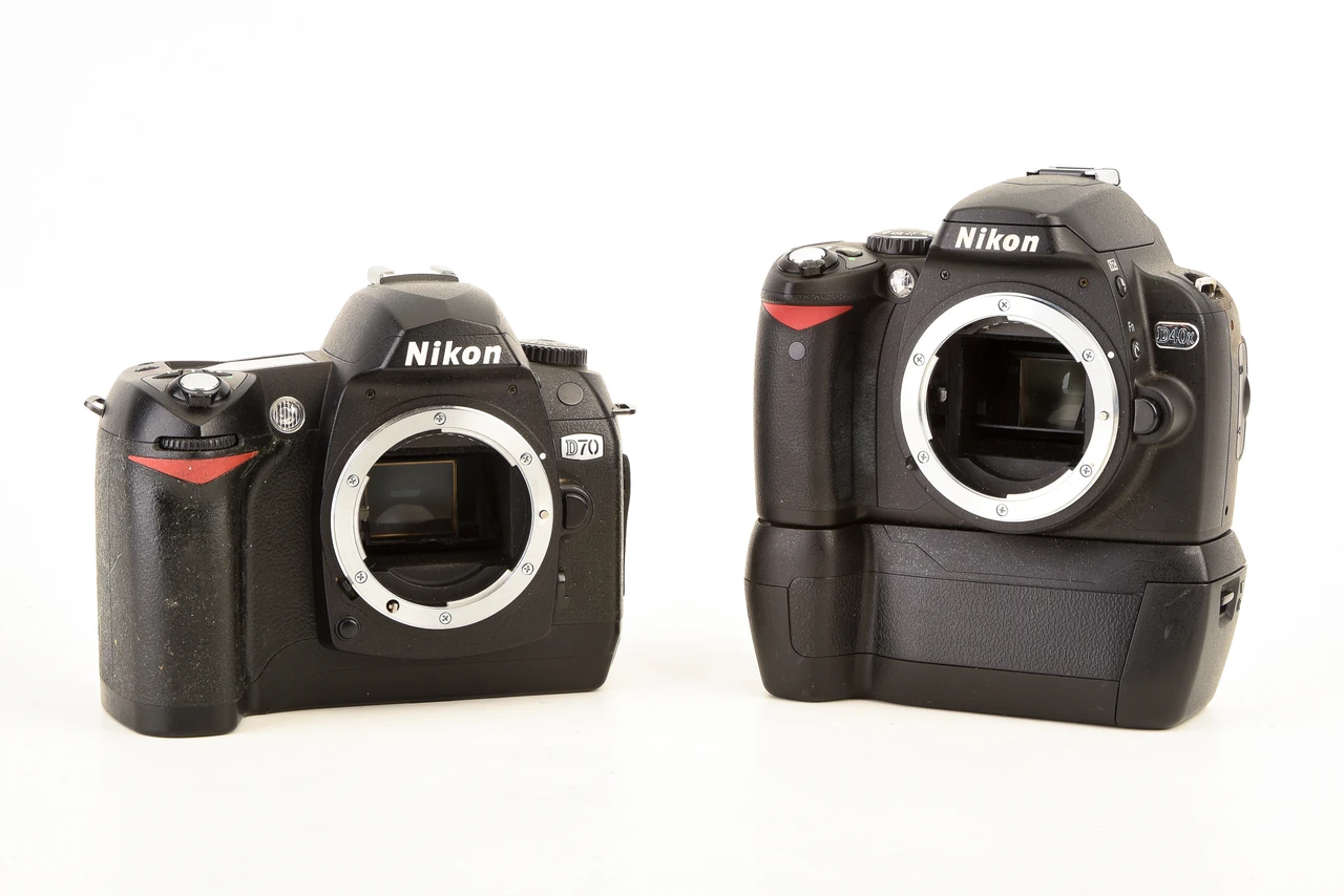 Nikon D70 and D40x Digital SLR DX Mount Cameras AS-IS PARTS REPAIR