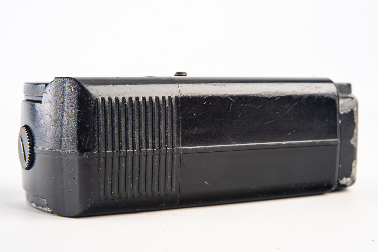 Leitz Leica Motor Drive R 14310 for R5 R6 R7 w Battery Holder