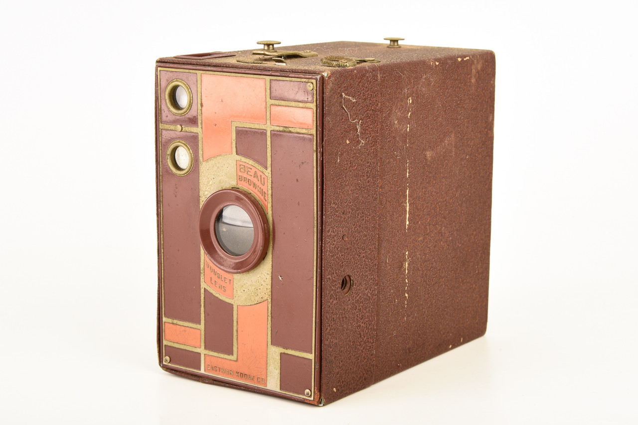Kodak No 2A Beau Brownie 1930's Art Deco 116 Film Box Camera Brown