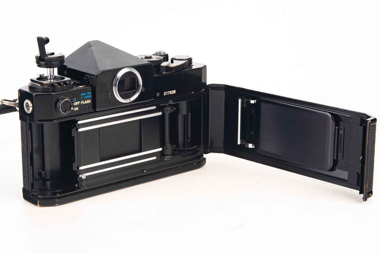 Canon F-1 F1 Professional 35mm SLR Film Camera Body with Strap