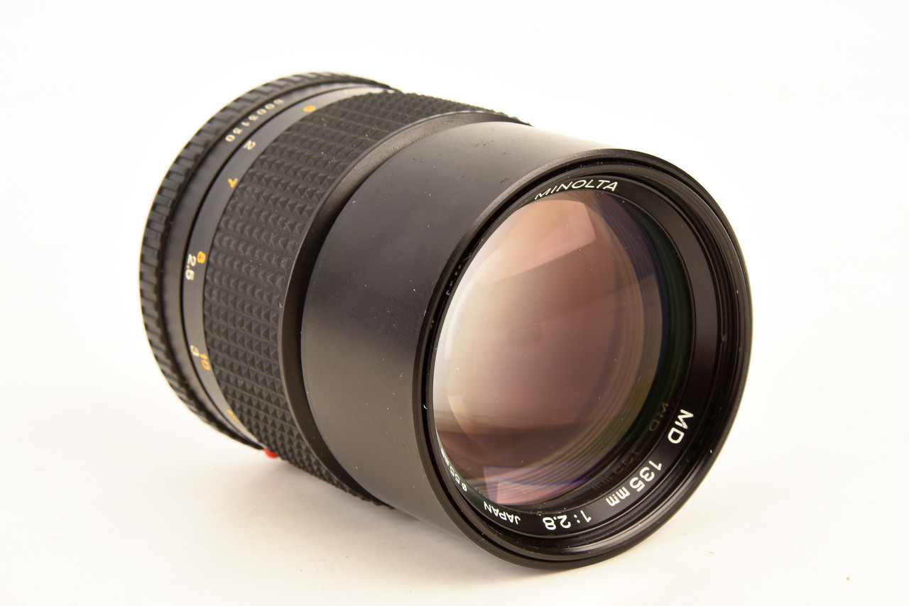 Minolta MD 135mm f/3.5 Telephoto Manual Focus Lens with Caps for