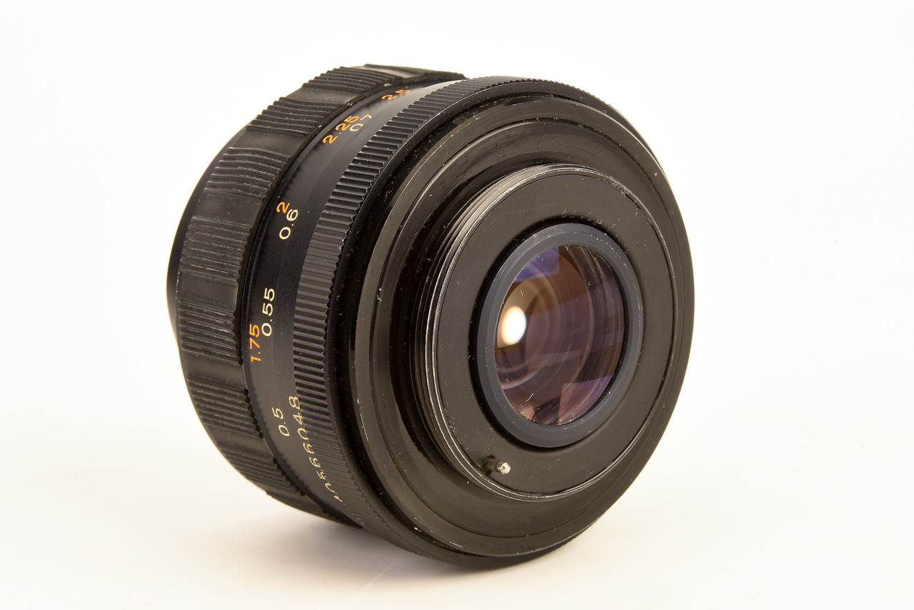 Yashica Yashinon-DX 50mm f/1.9 Standard Prime Lens with Cap