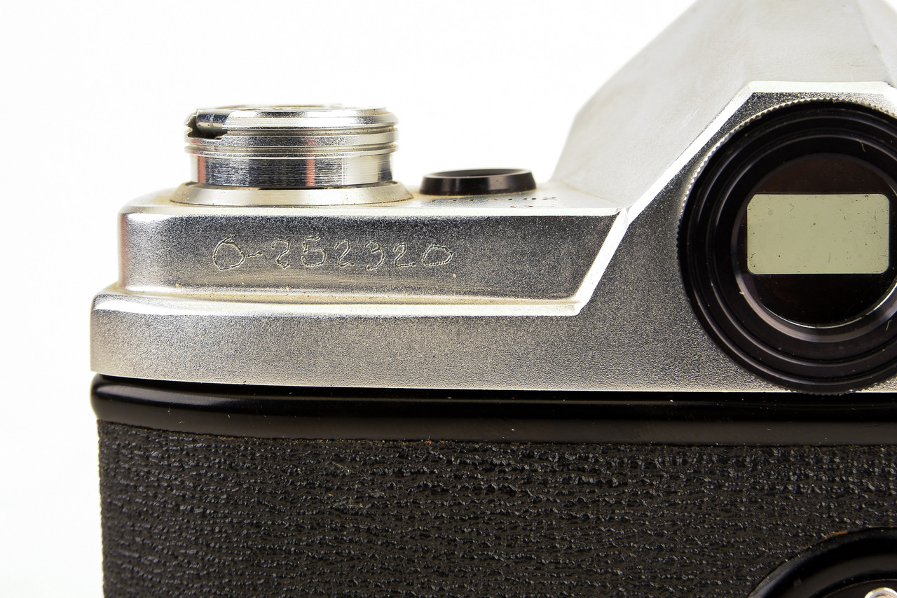 Minolta SR-1 35mm SLR Film Camera with MD 50mm f/1.7 Prime Lens