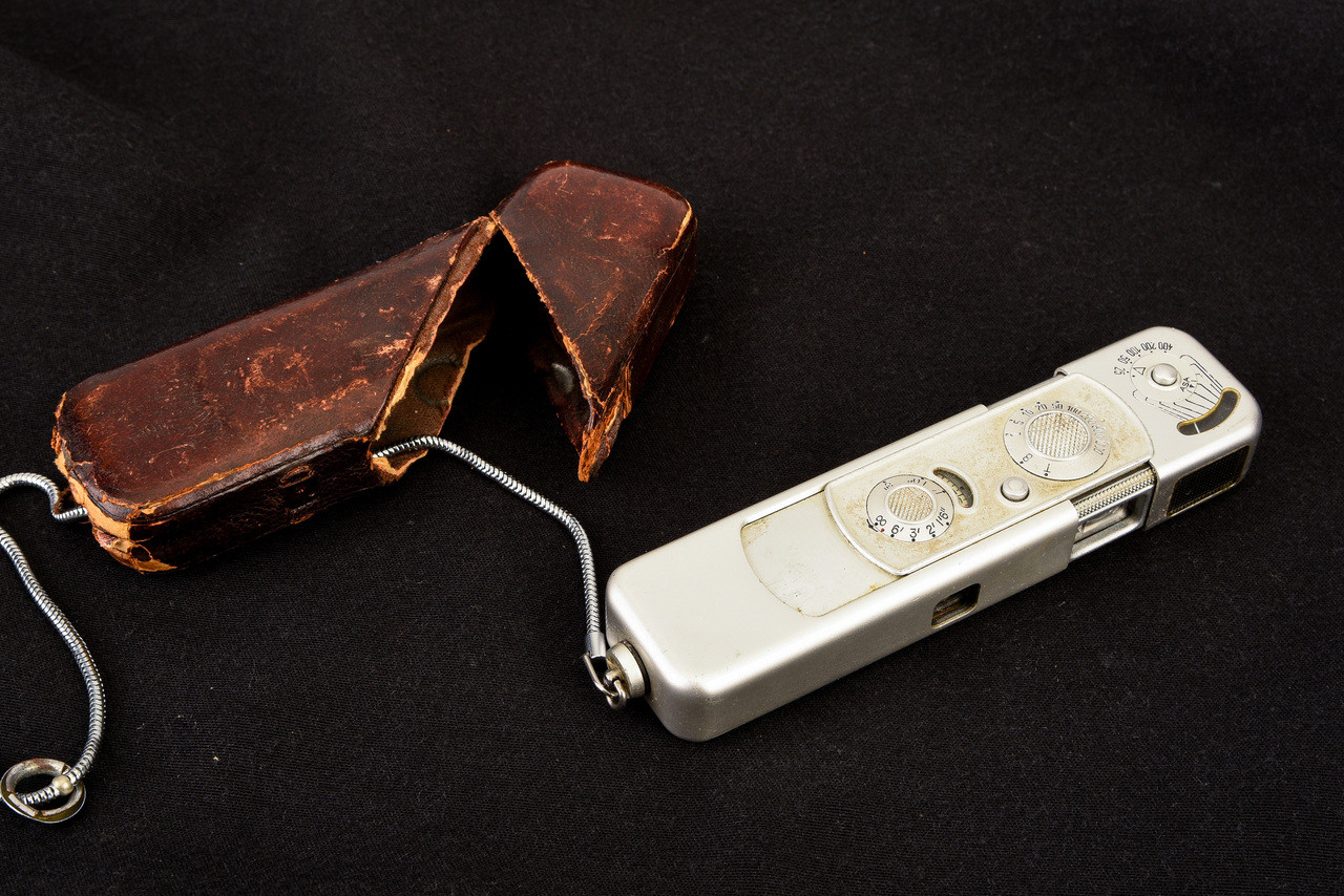 Minox B Subminiature Camera with Complan 15mm f/3.5 Lens & Case