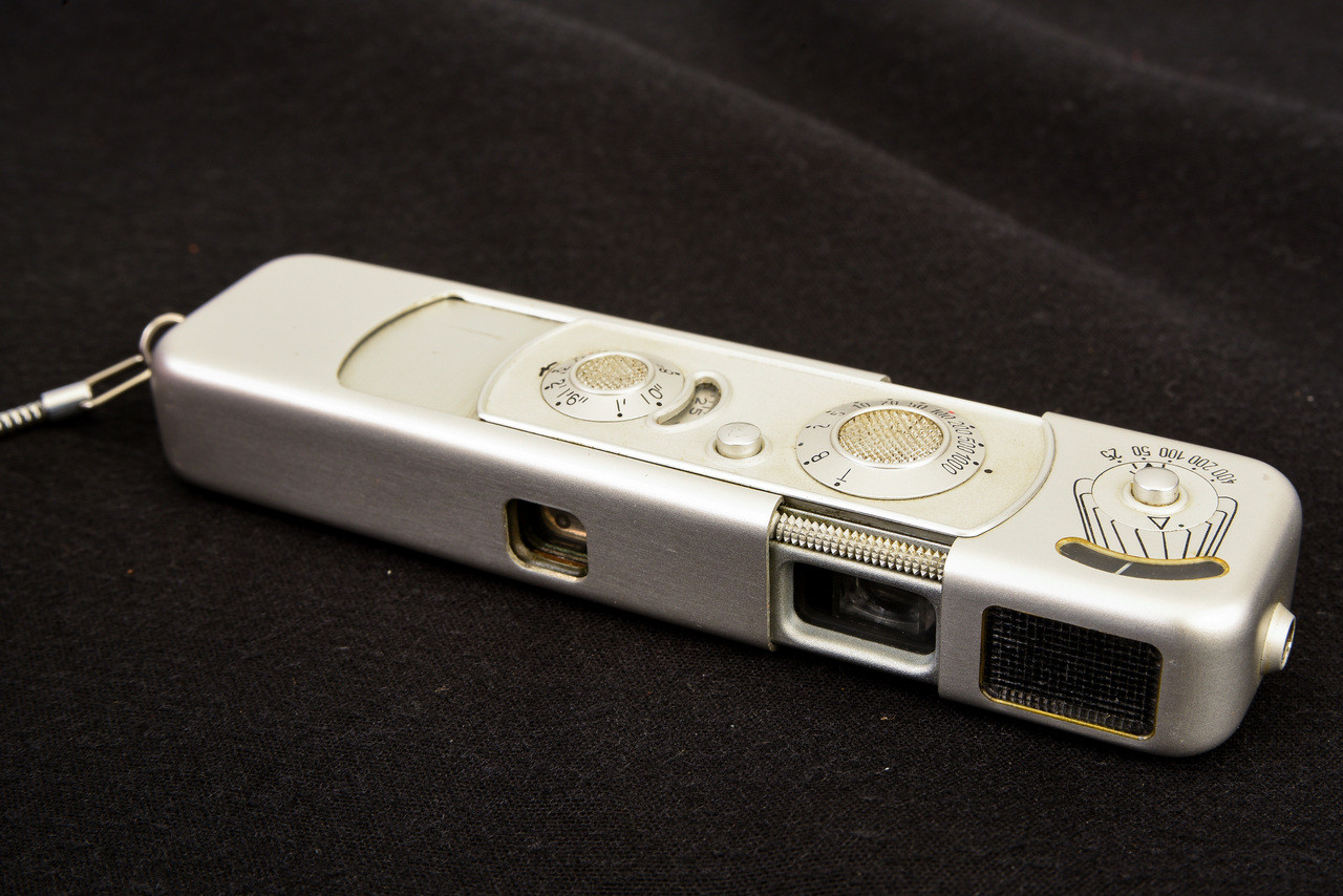 フィルムカメラ MINOX B 15mm F3.5 Minox B Subminiature Camera with Complan 15mm f/3.5 Lens & Case