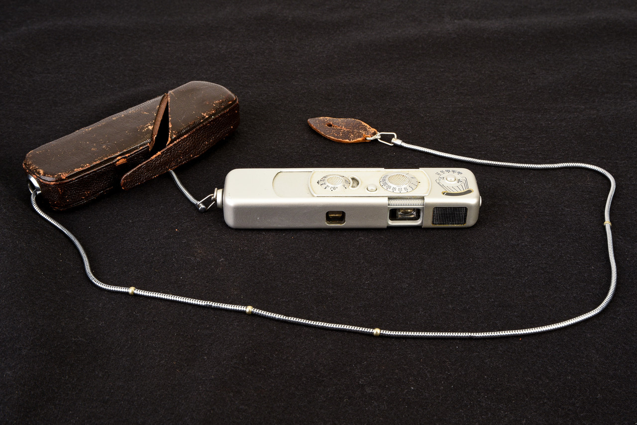 フィルムカメラ MINOX B 15mm F3.5 Minox B Subminiature Camera with Complan 15mm f/3.5 Lens & Case