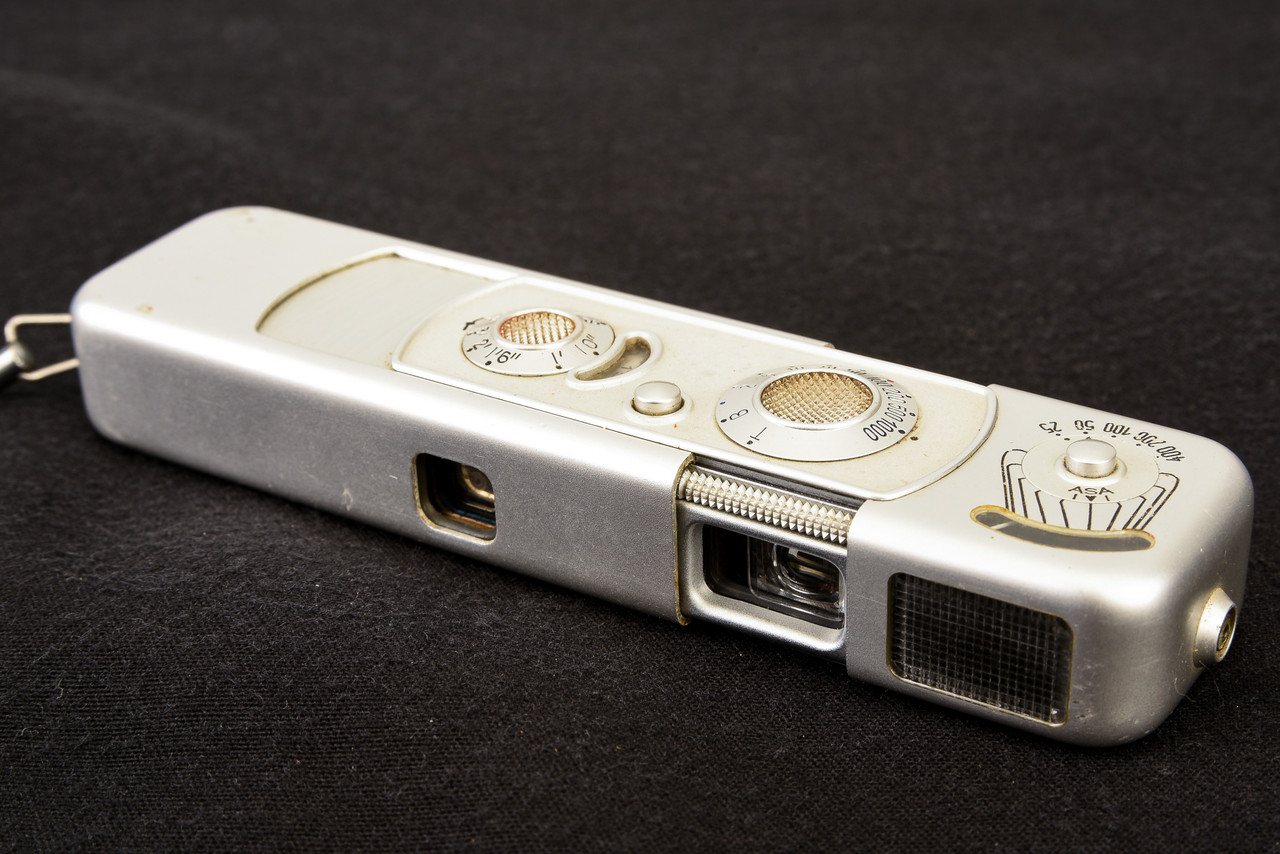 Minox B Subminiature Camera with Complan 15mm f/3.5 Lens & Case