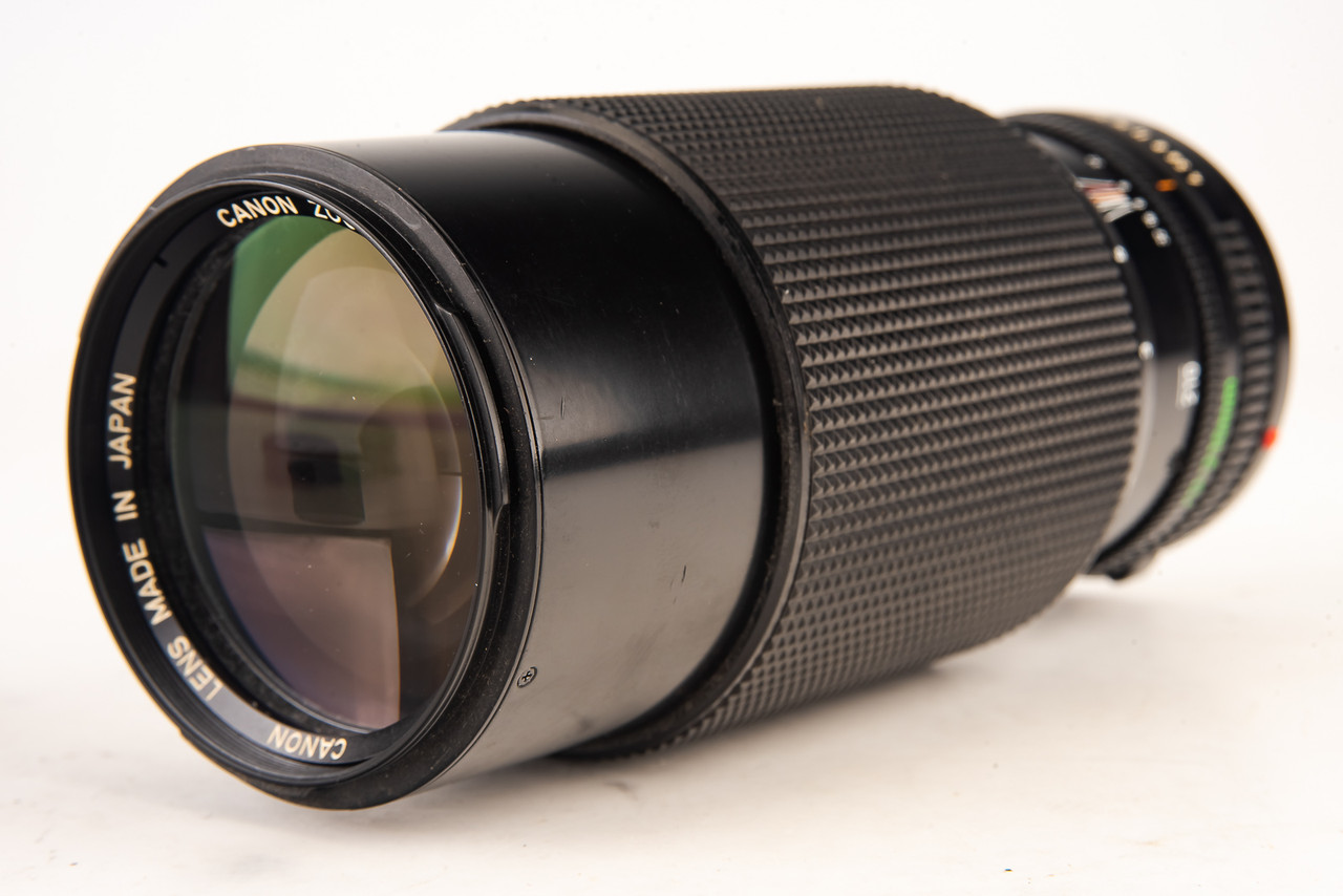 Canon FD 70-210mm f/4 Telephoto Zoom Lens Manual Focus with Rear