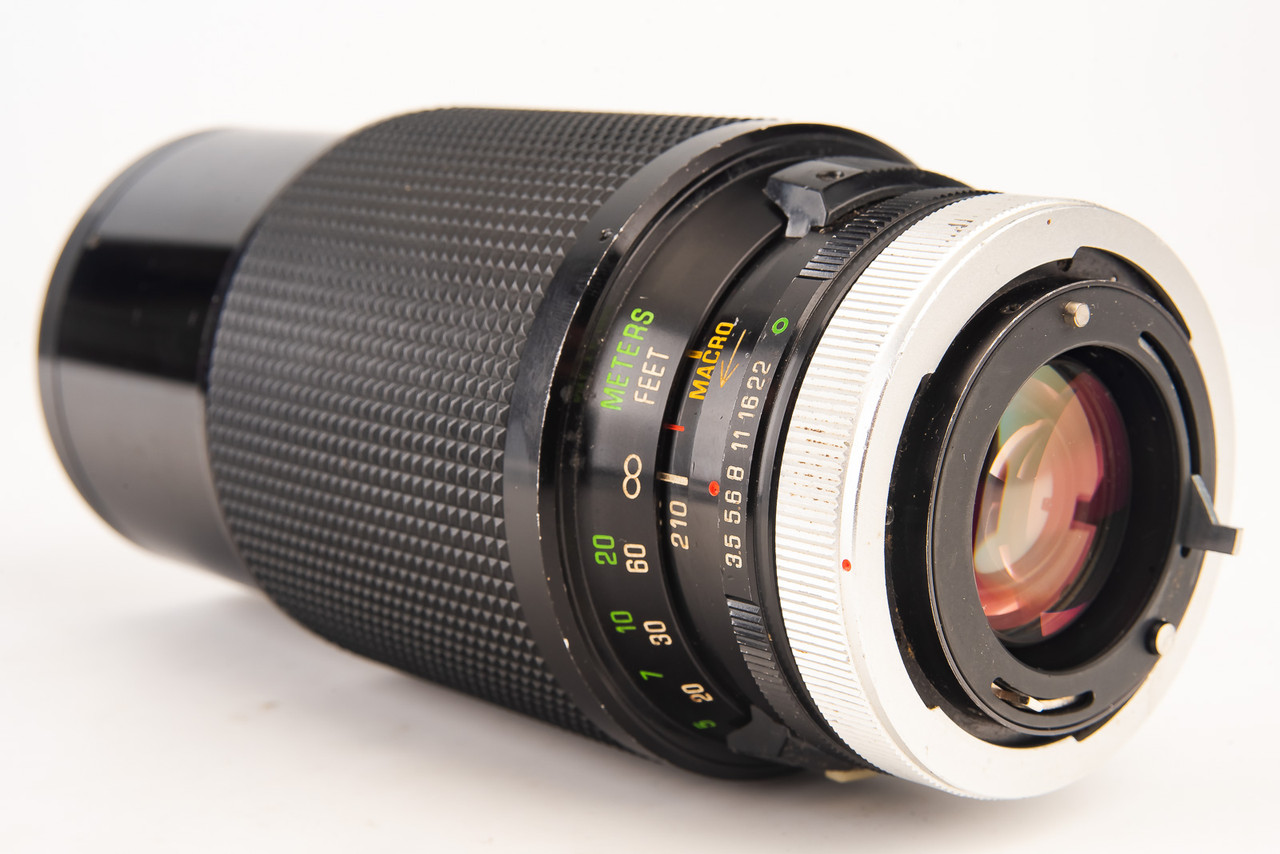 Canon FD Mount Vivitar Series 1 VMC 70-210mm f/3.5 Macro Focus