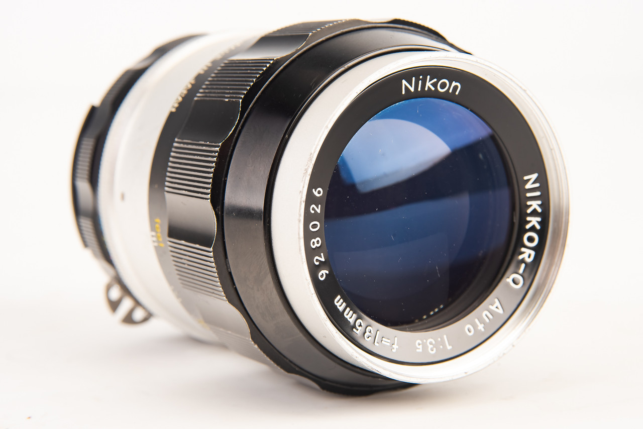 Nikon Nikkor-Q Auto 135mm f/3.5 AI MF Telephoto Portrait Lens with
